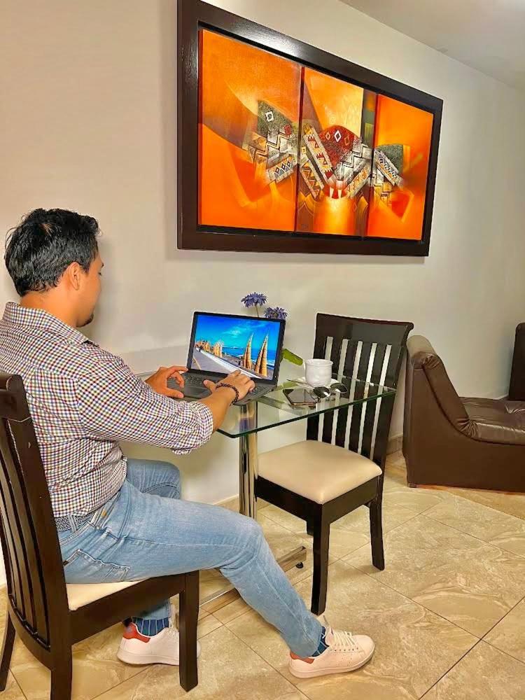 Jultom Inn Hotel & Suites Trujillo Ngoại thất bức ảnh