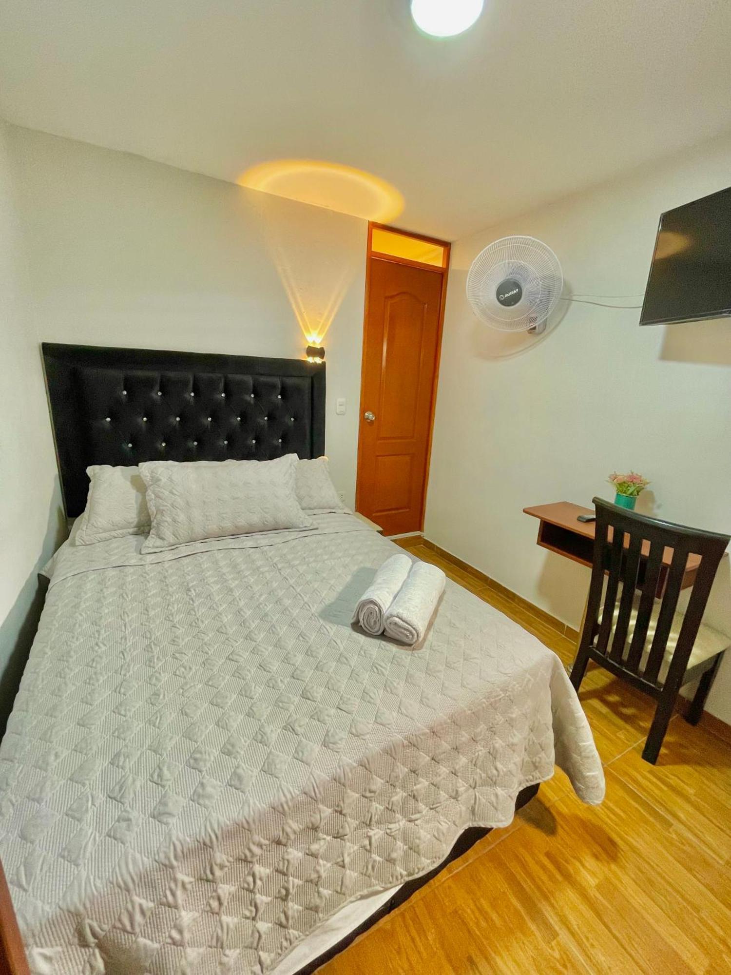 Jultom Inn Hotel & Suites Trujillo Ngoại thất bức ảnh