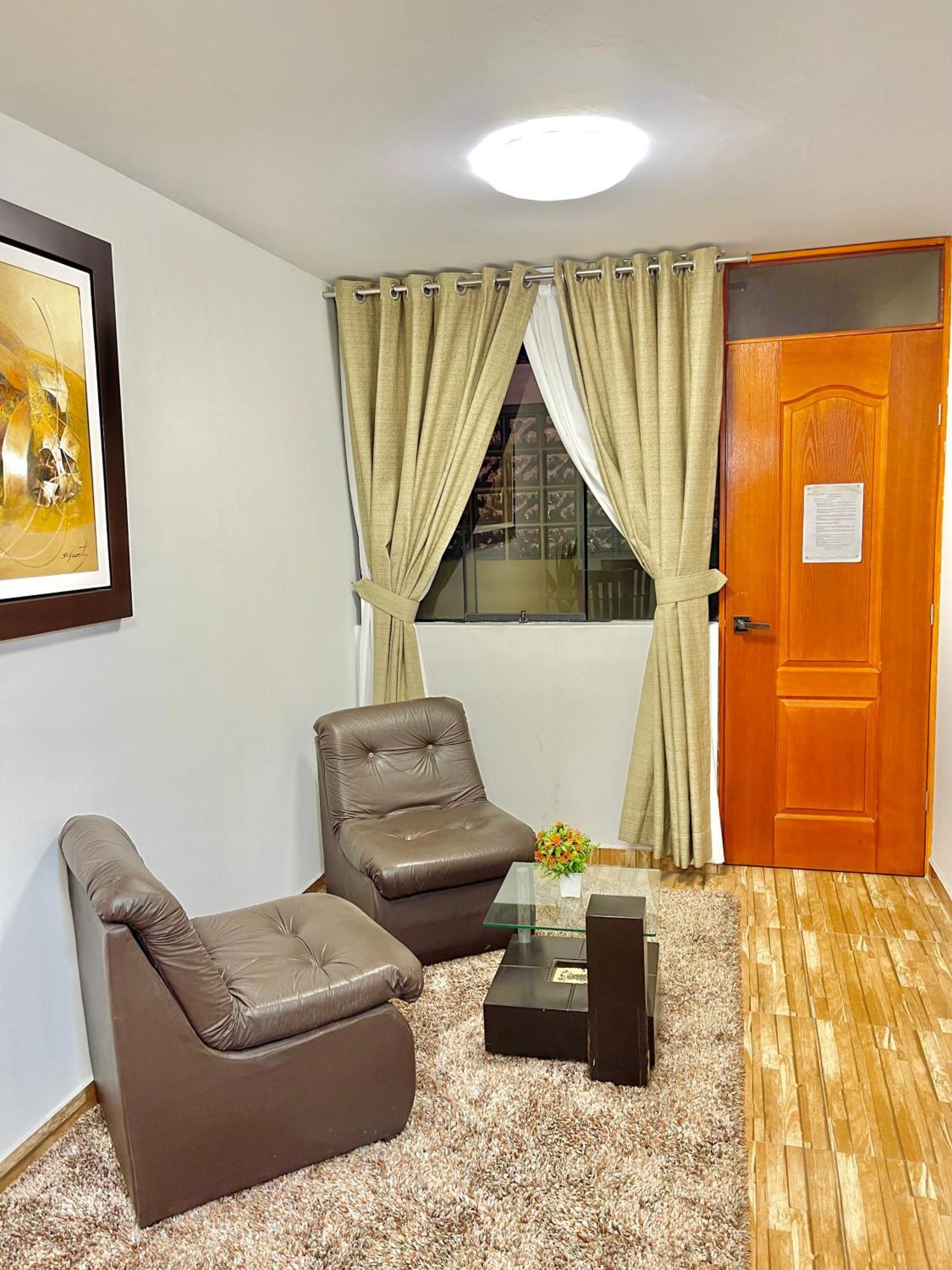 Jultom Inn Hotel & Suites Trujillo Ngoại thất bức ảnh