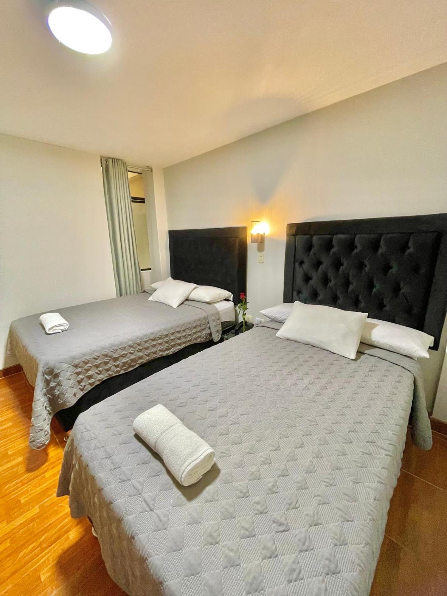 Jultom Inn Hotel & Suites Trujillo Ngoại thất bức ảnh